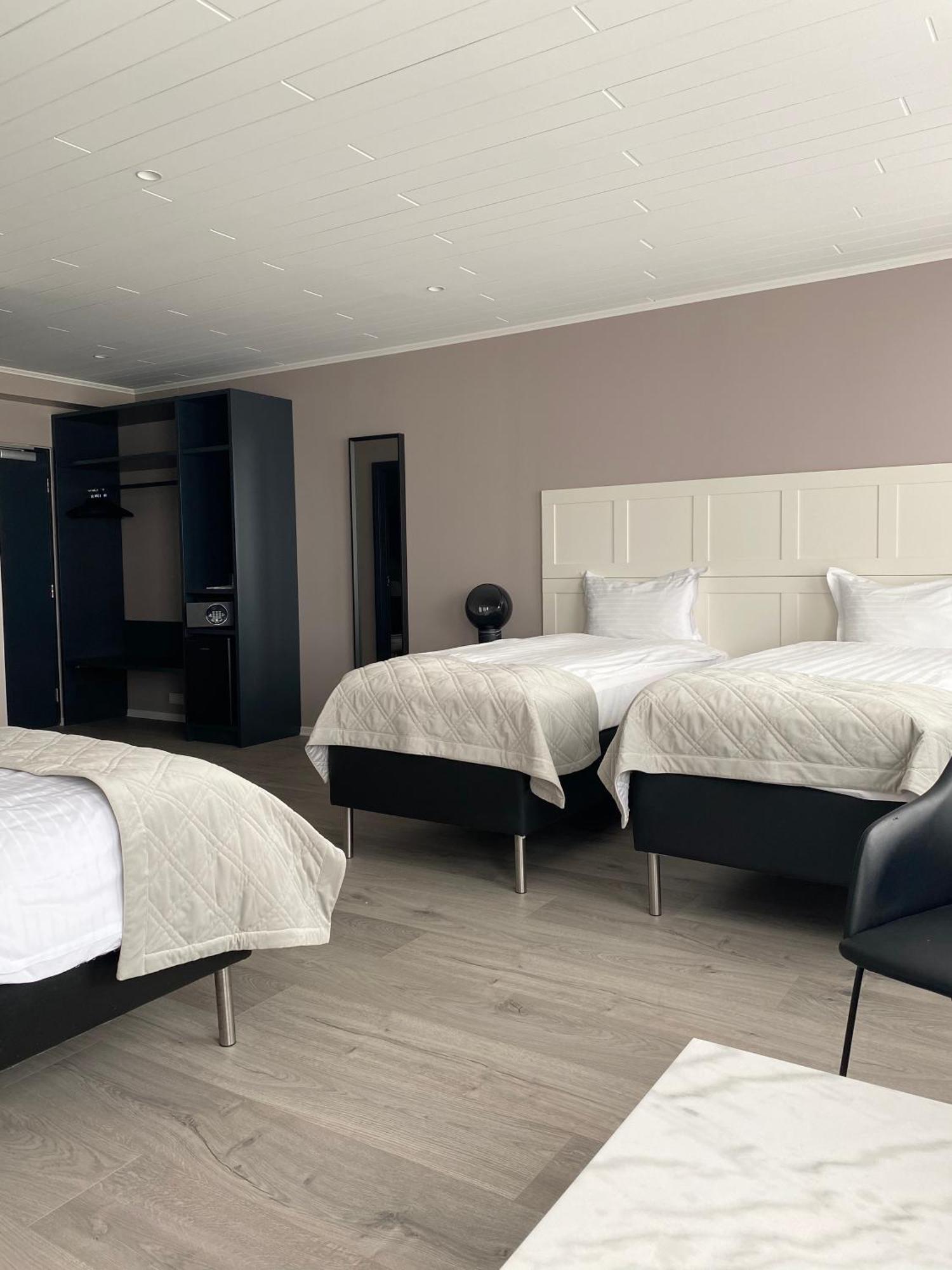 Quadruple Room,1588427190:JPEG