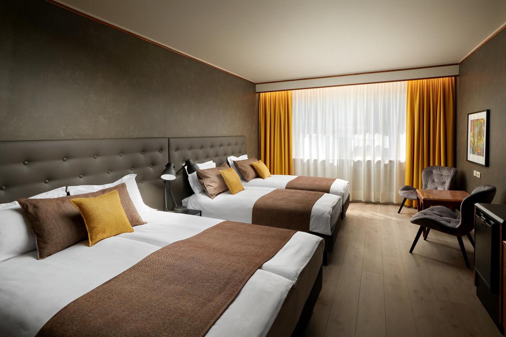 Superior Twin Room - Free Spa