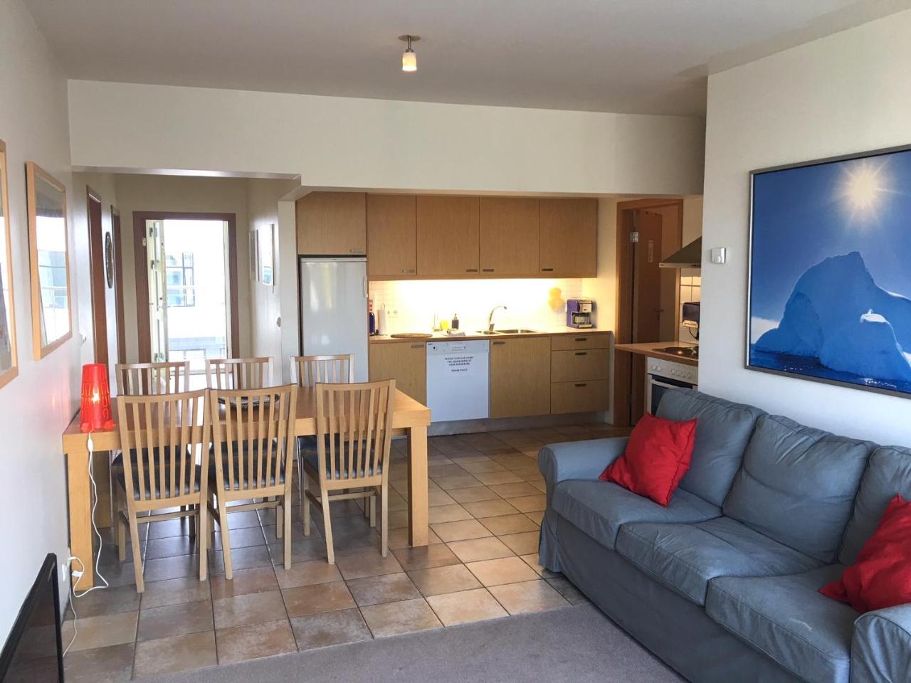 Superior Apartment, 2 Bedrooms, 2 Bathrooms,747401069:JPEG