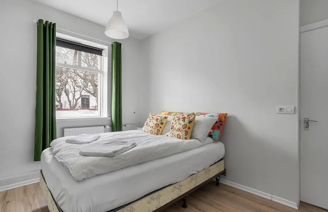 V53 Lovely 2 Bedroom Apartment In Reykjavik-1