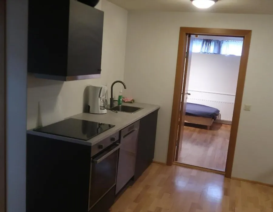 Large Apartment Close To The Centre-1
