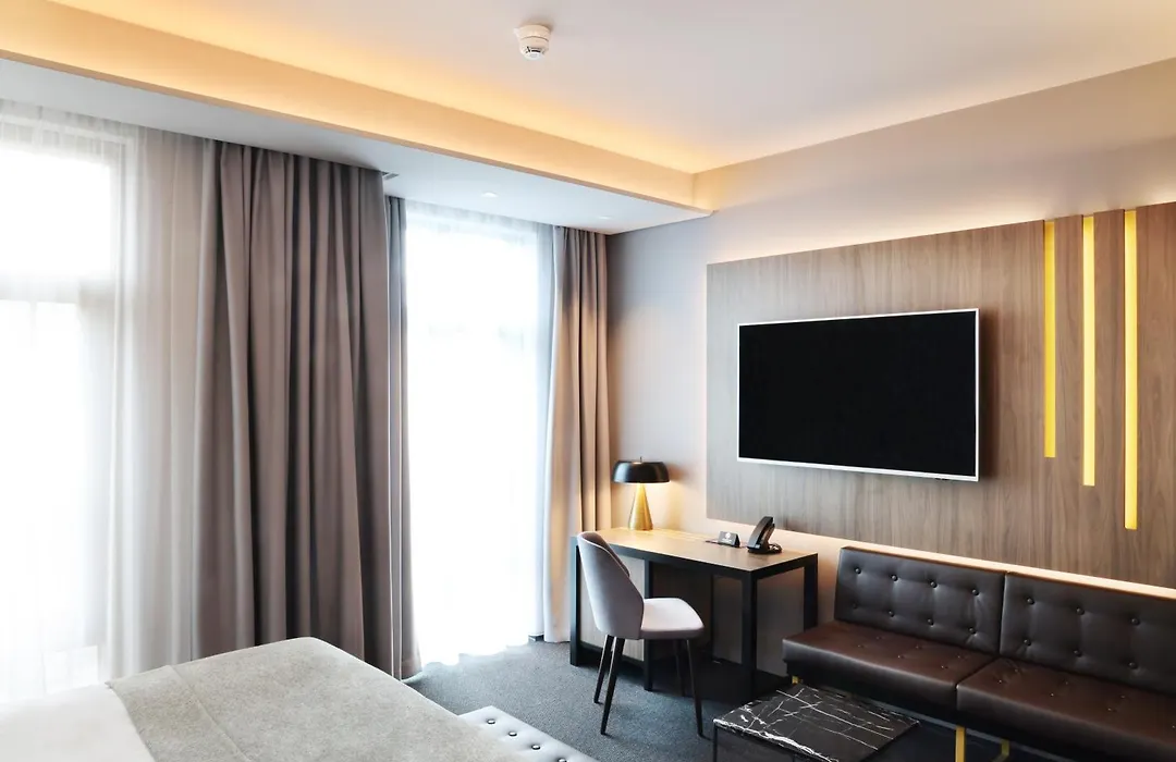 Hotel Reykjavík Saga-1