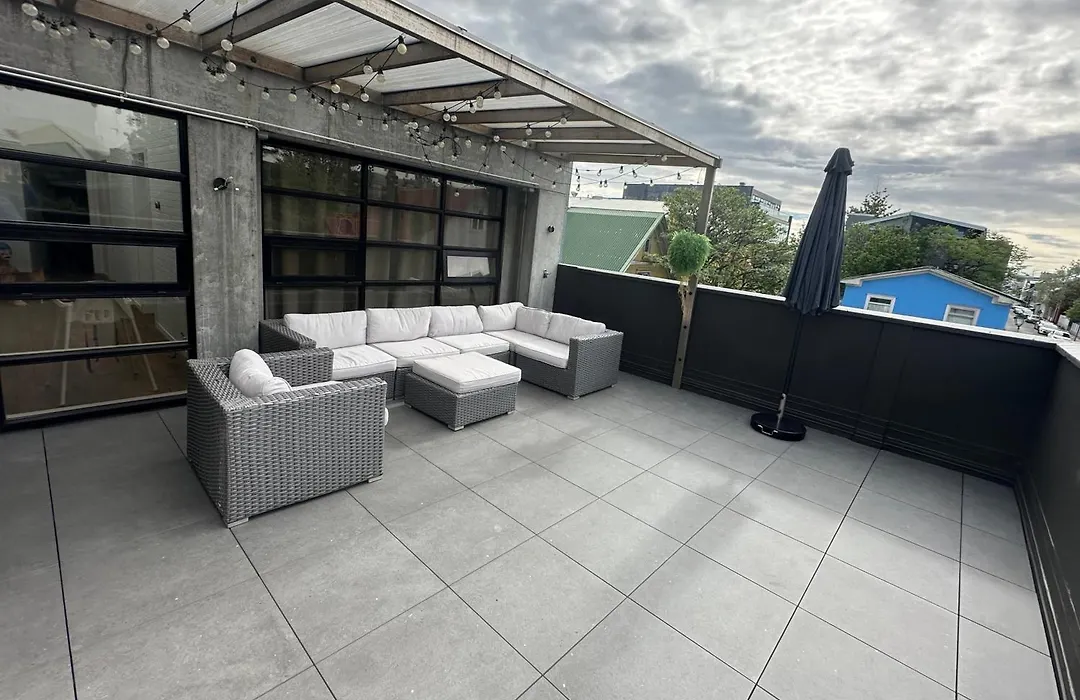 G5 - Penthouse Apartment-1