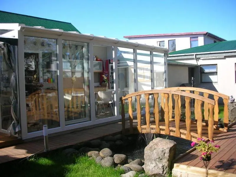 Bb 44 Guest House-1