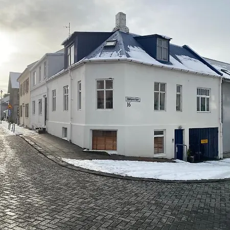 Perfect Apartment In The Heart Of Reykjavik-2