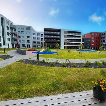 Luxury One-Bedroom Apartment In Downtown Reykjavik-2