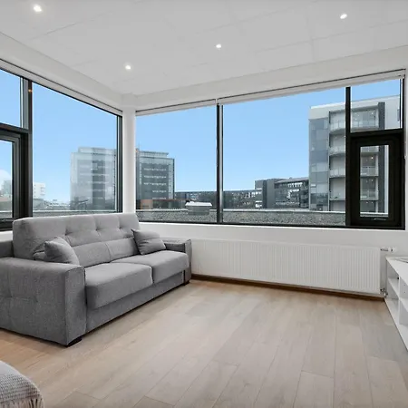 Blue Mountain Apartments By Heimaleiga-2