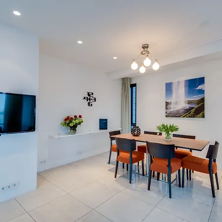 Black Pearl Apartment Hotel-2