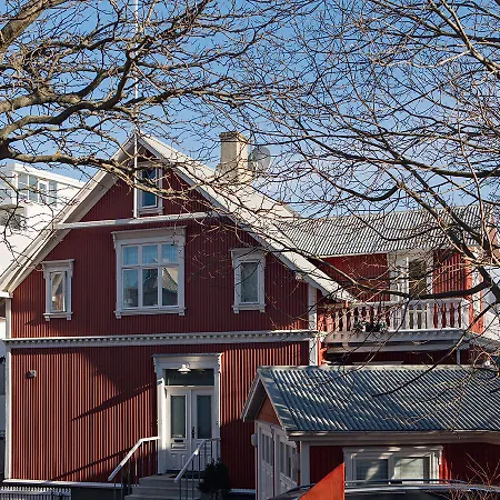 Brattagata Guesthouse-2