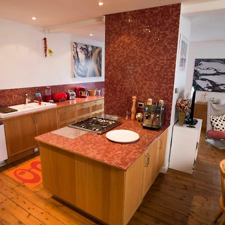 Town House Close To Center-3