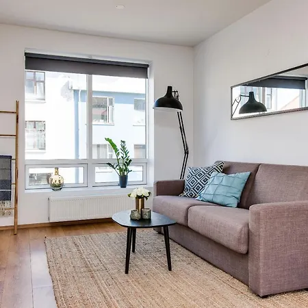 Tyr Apartments By Heimaleiga-2