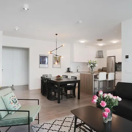 Salka Suites Luxury Apartment 2Br, 2 Bathrooms-3